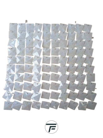 Комплект 50 пана за пайетена фонова стена с прозрачен гръб, 30*30см, плочки ХОЛОГРАМНО БЯЛО